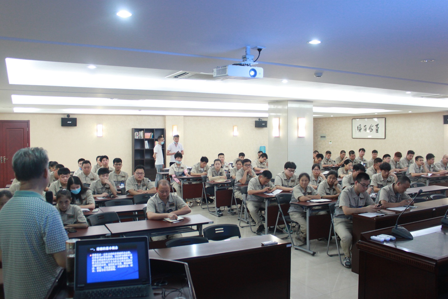 mg冰球突破(中国区)官方网站