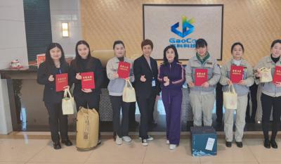 春寒料峭三春蕾，草长绿柳满莺飞；残山剩水半壁红，巾帼莫待让男子——记合肥mg冰球突破女神节活动